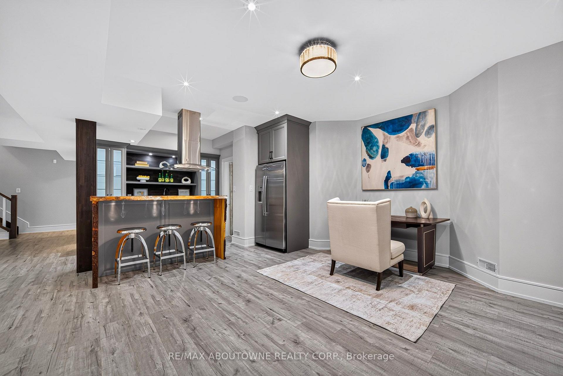 Photo 63 of 408 Seabourne Drive, Oakville, West — HOMEH