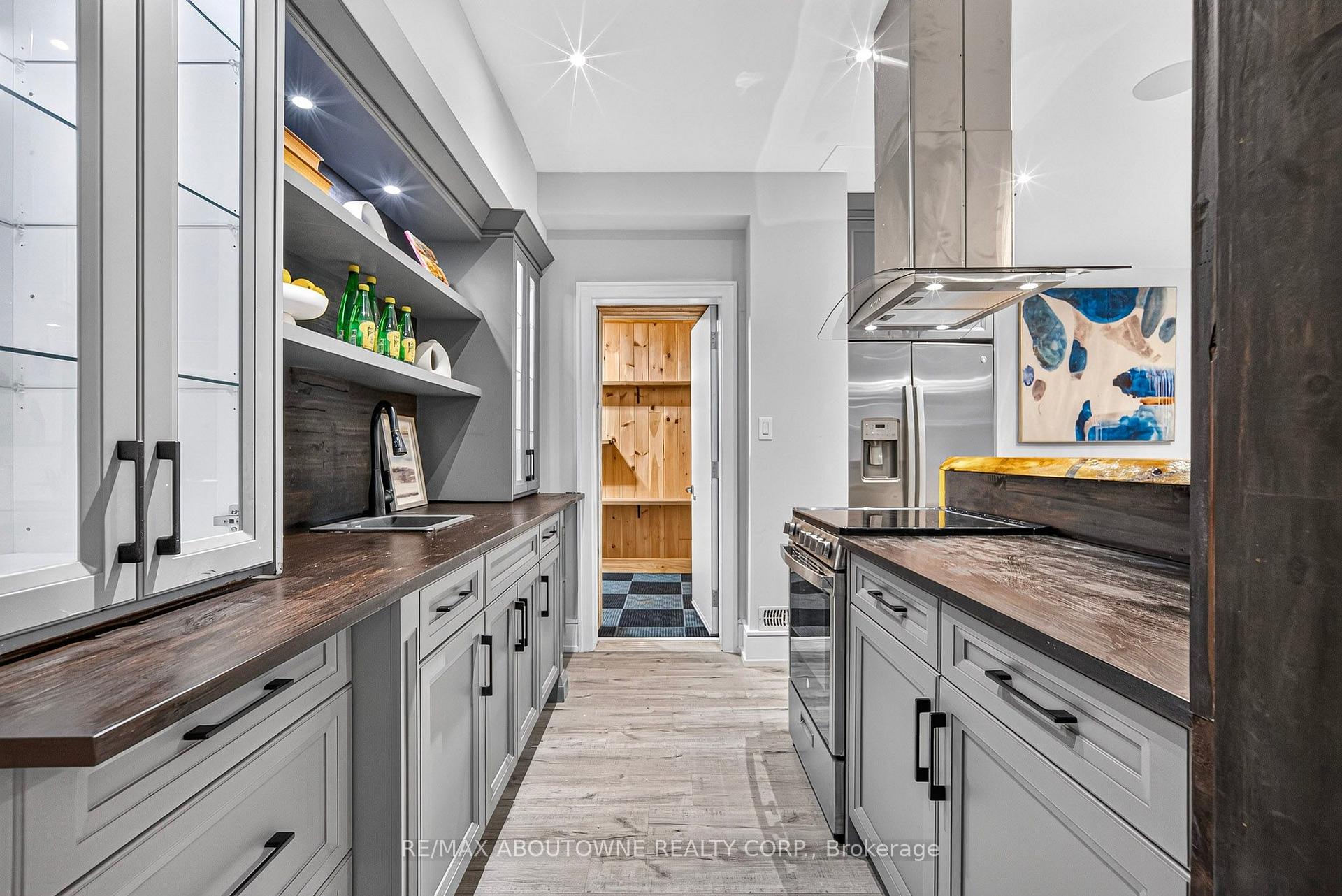 Photo 64 of 408 Seabourne Drive, Oakville, West — HOMEH