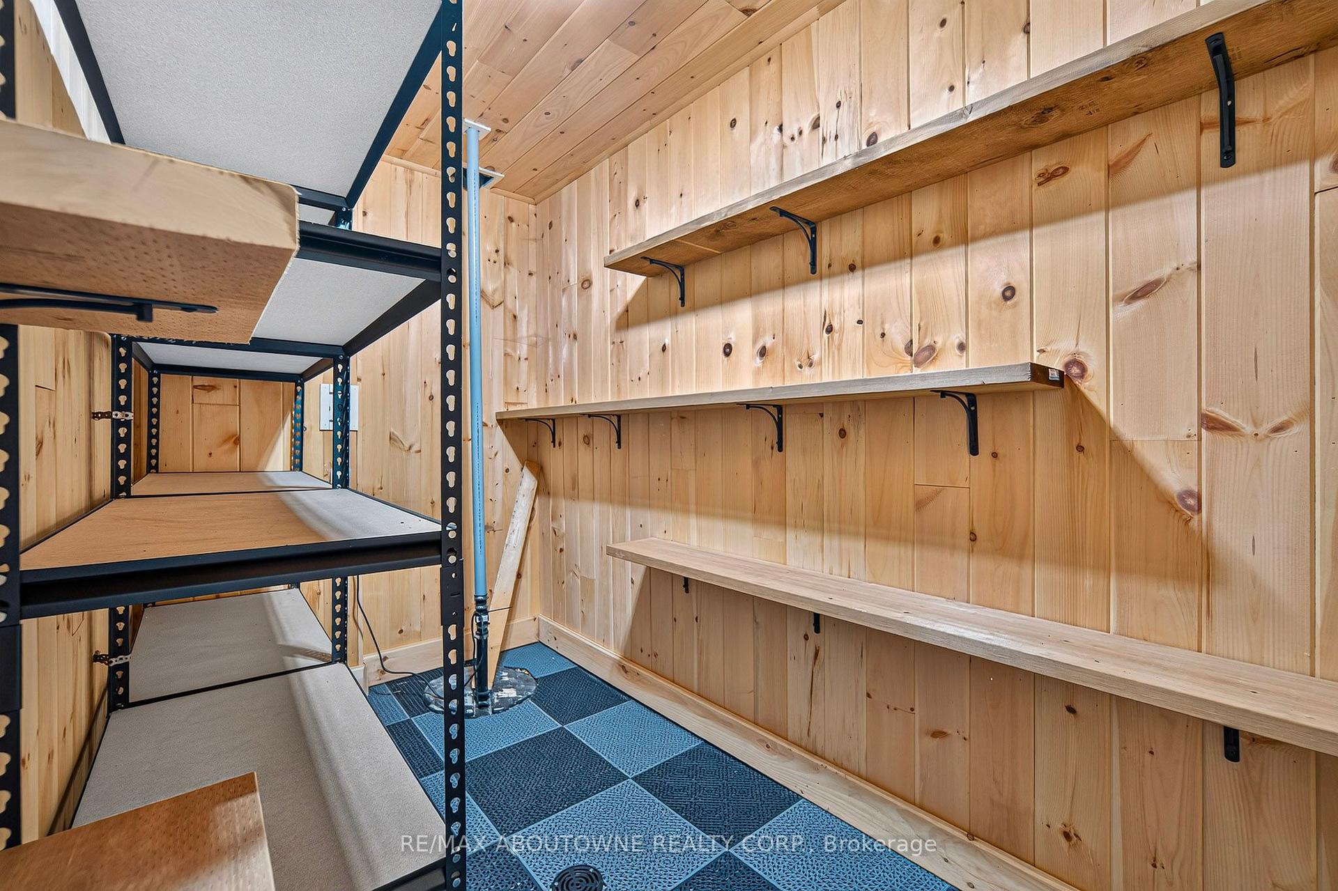 Photo 65 of 408 Seabourne Drive, Oakville, West — HOMEH