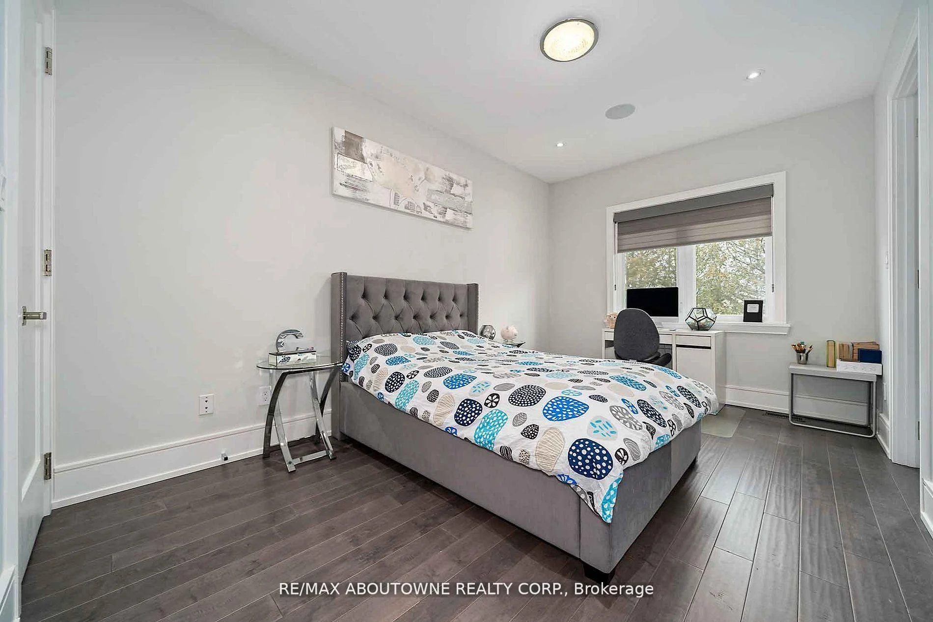Photo 27 of 408 Seabourne Drive, Oakville, West — HOMEH