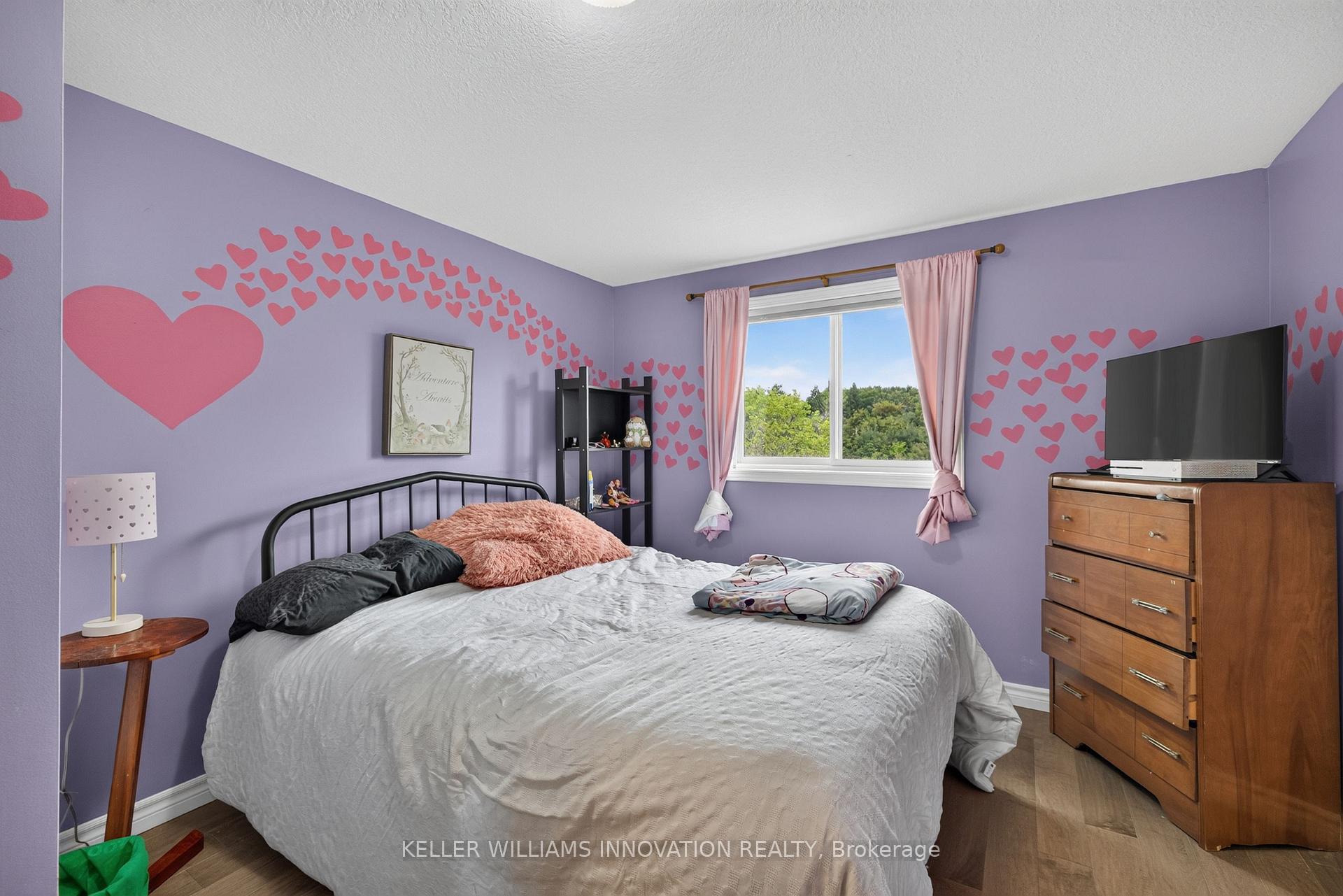 Photo 13 of 73 Hewitt Lane, Guelph, Willow West/Sugarbush/West Acres — HOMEH