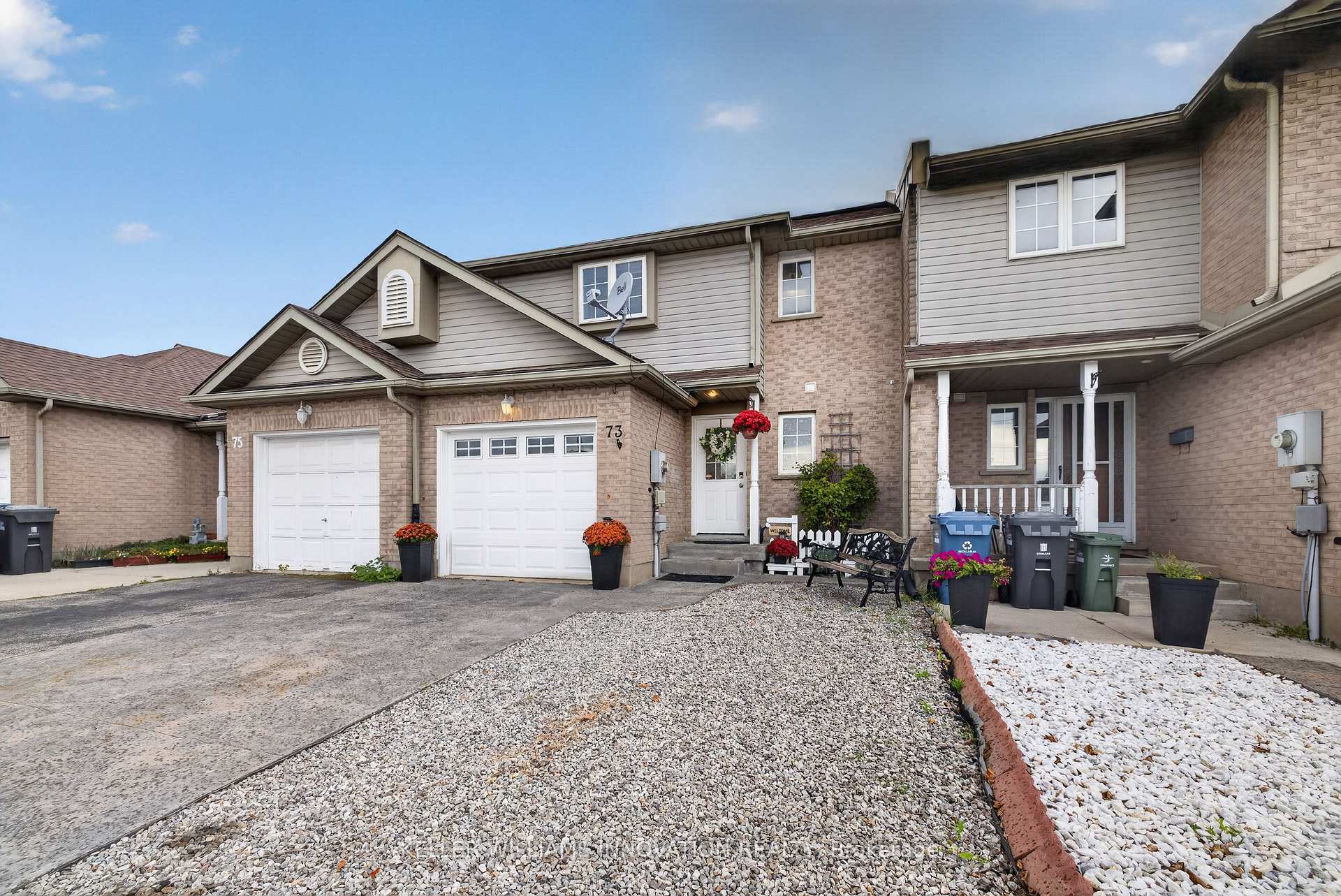 Photo 27 of 73 Hewitt Lane, Guelph, Willow West/Sugarbush/West Acres — HOMEH