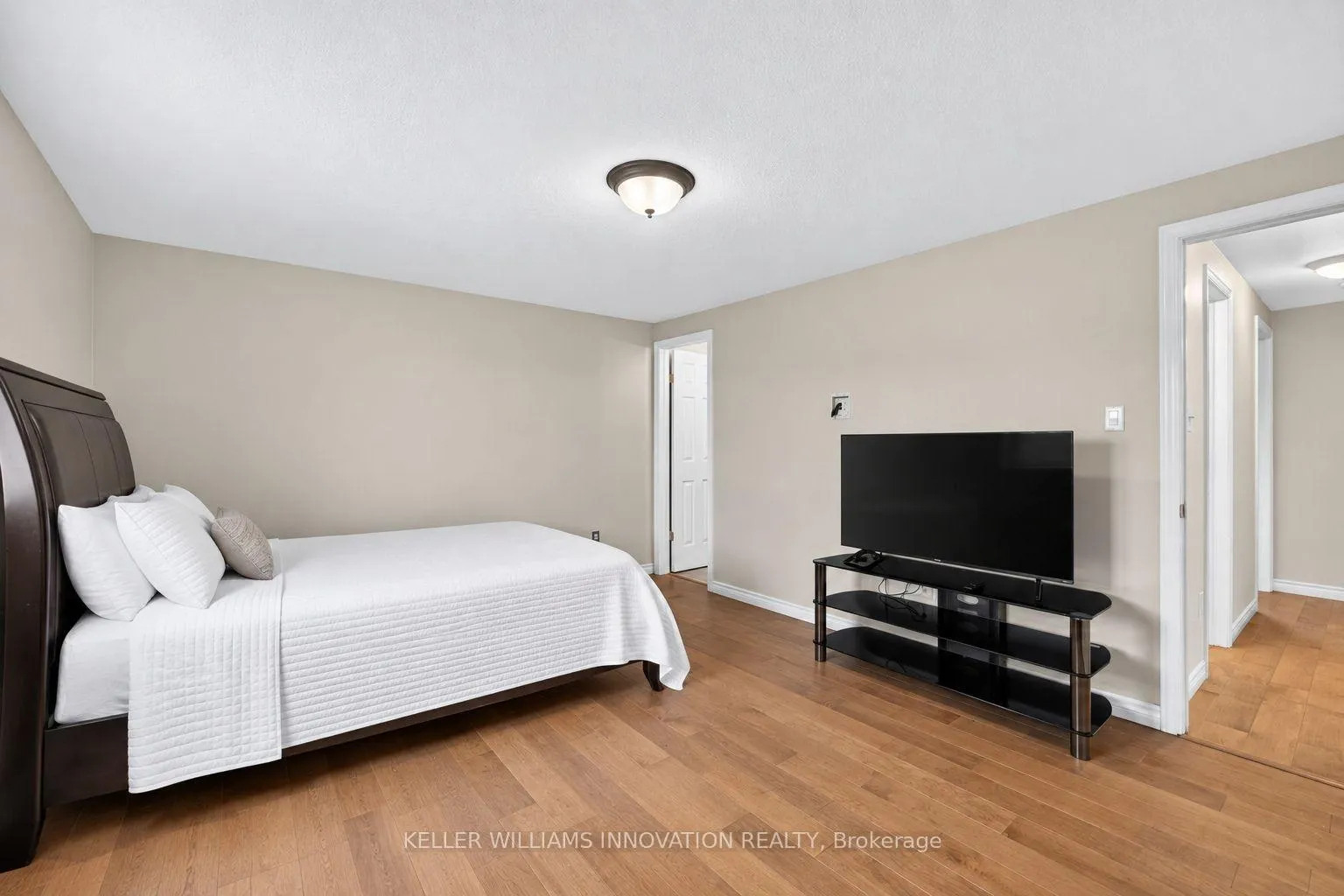 Photo 10 of 73 Hewitt Lane, Guelph, Willow West/Sugarbush/West Acres — HOMEH