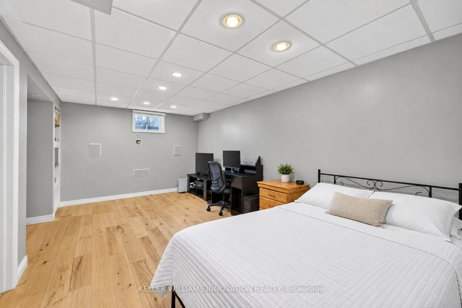 Photo 18 of 73 Hewitt Lane, Guelph, Willow West/Sugarbush/West Acres — HOMEH