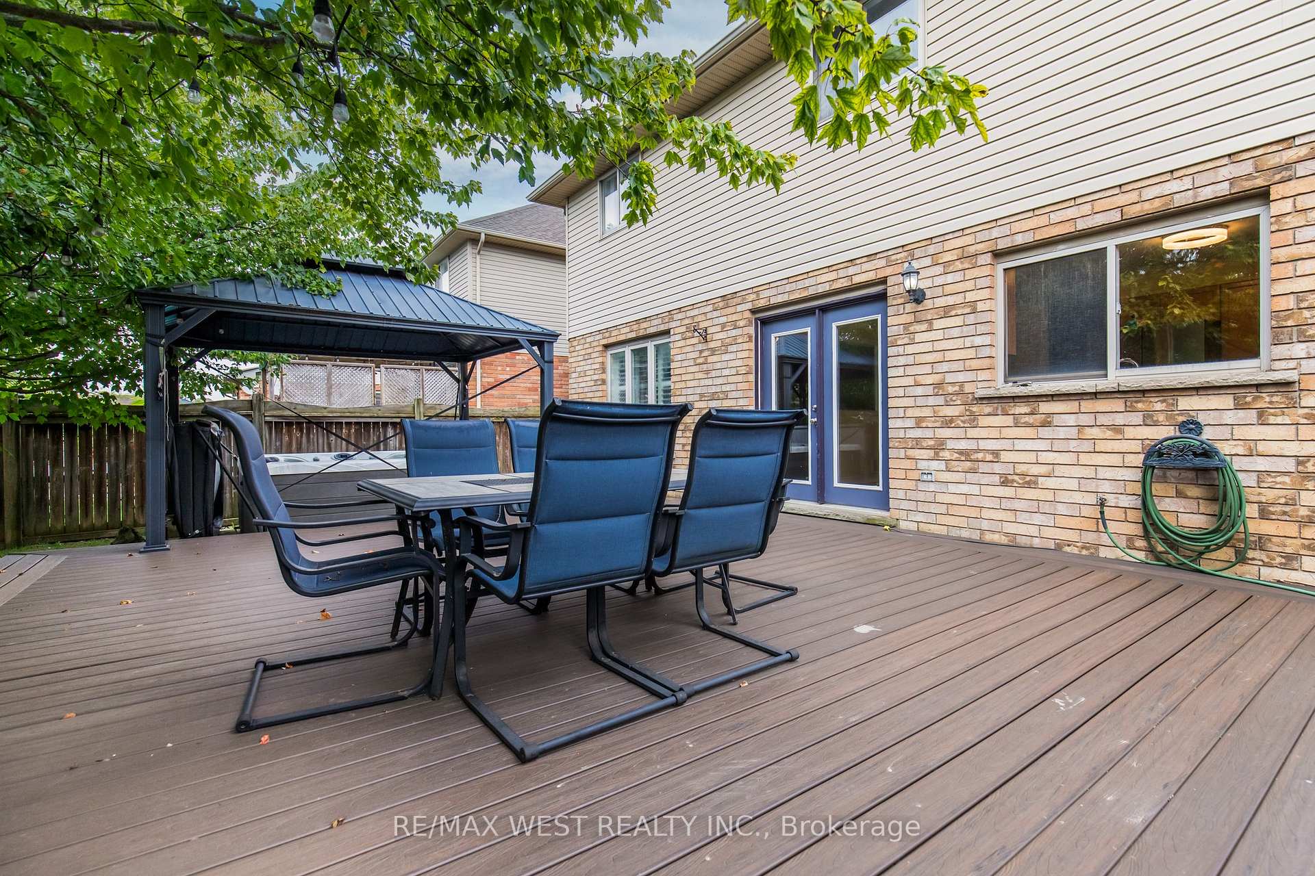 Photo 14 of 72 Etherington Crescent, Hamilton, Binbrook — HOMEH