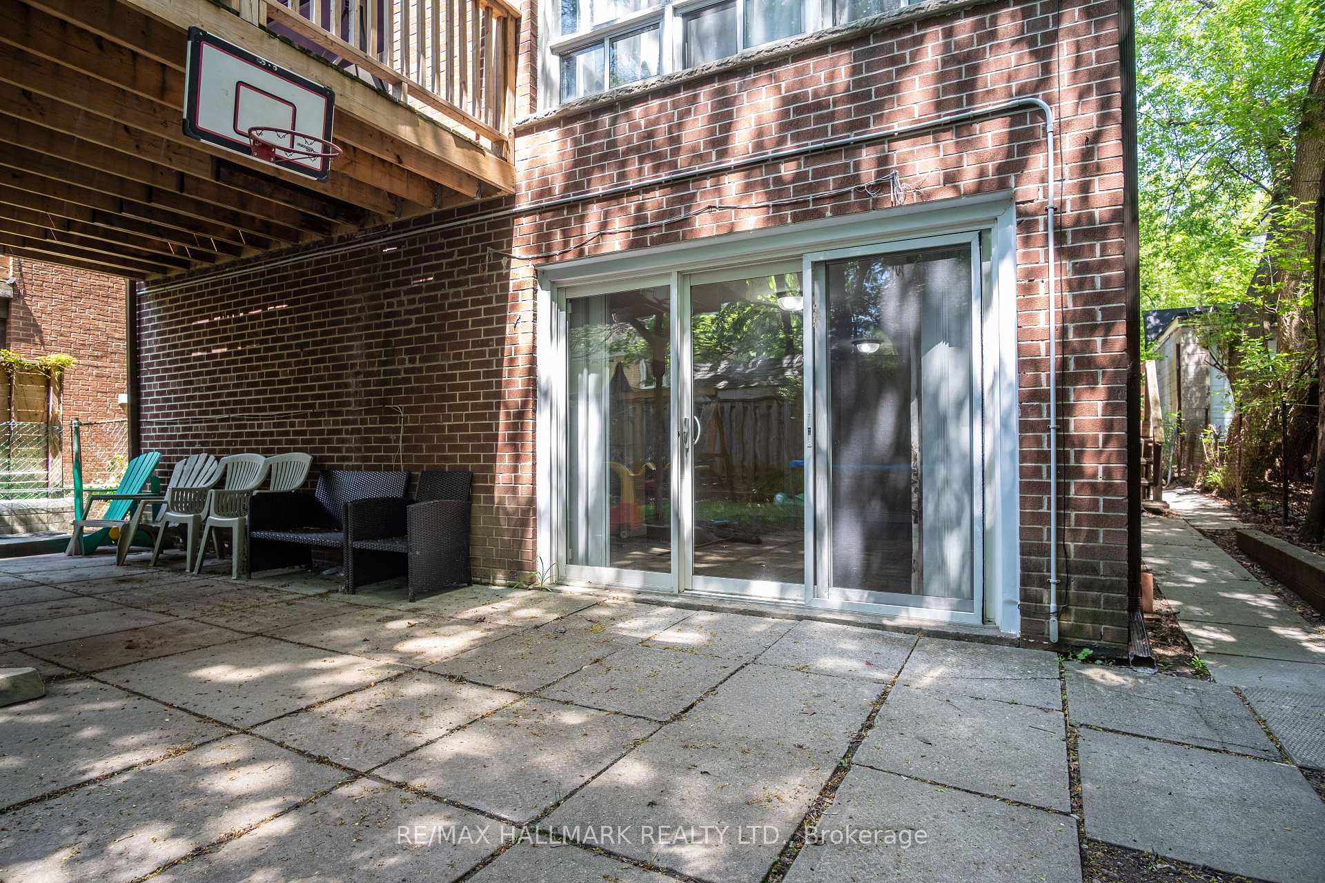 Photo 2 of Unit Basement, 399 Lawrence Avenue W, Toronto, Bedford Park-Nortown — HOMEH