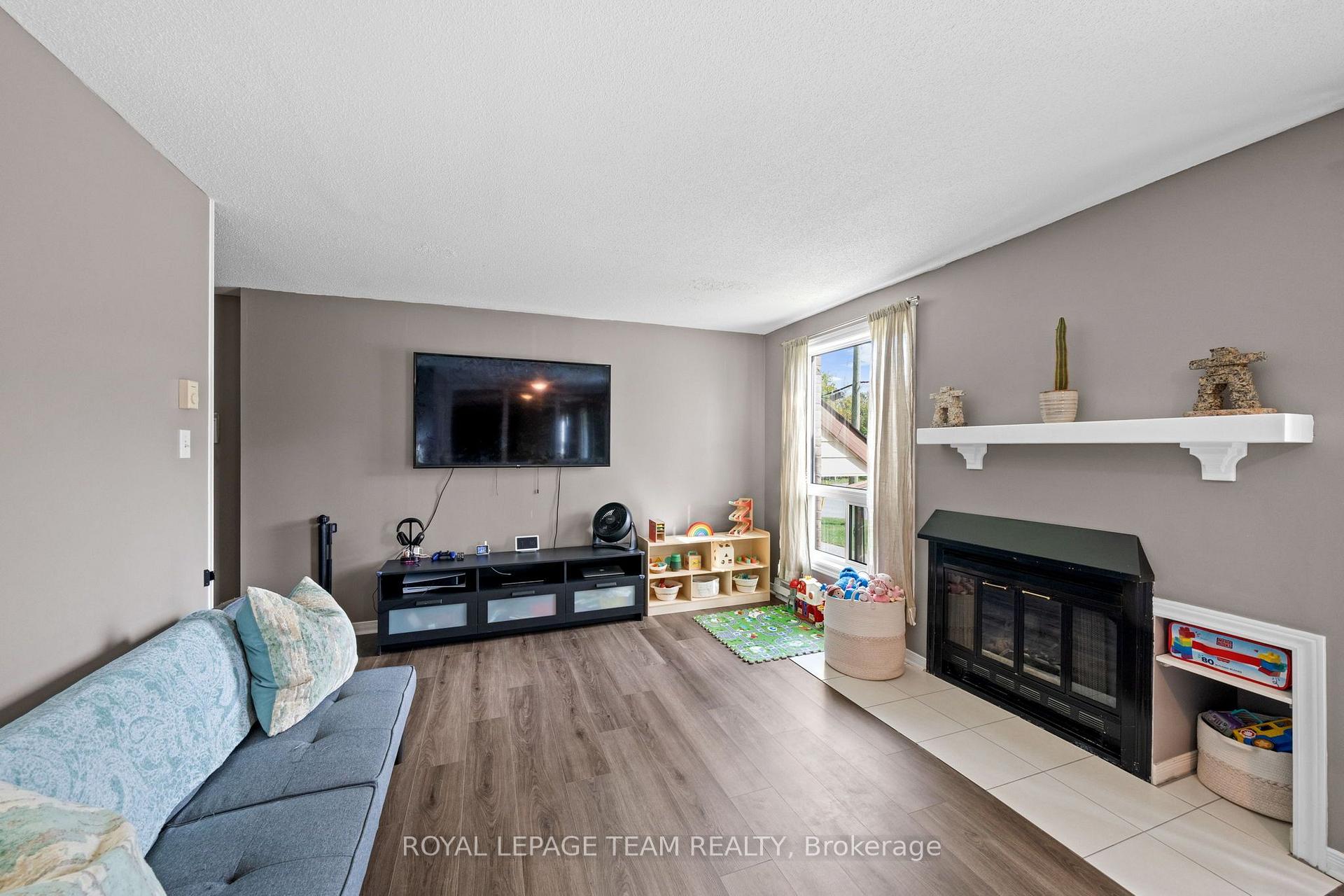 Photo 9 of Unit 113, 1587 Goth Avenue, Ottawa, Sawmill Creek/Timbermill — HOMEH