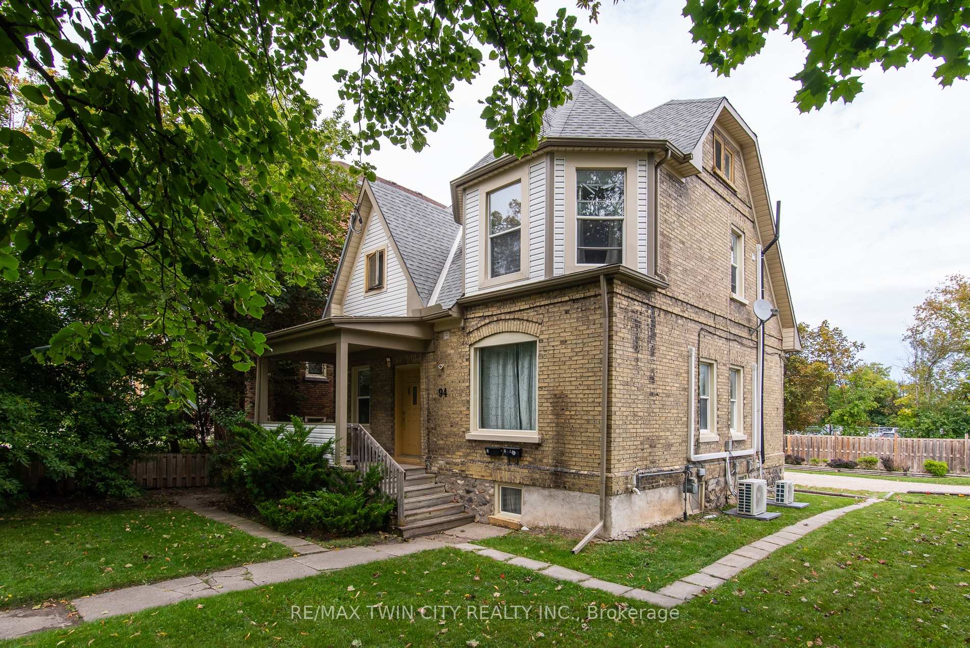 Photo of 94 Margaret Avenue