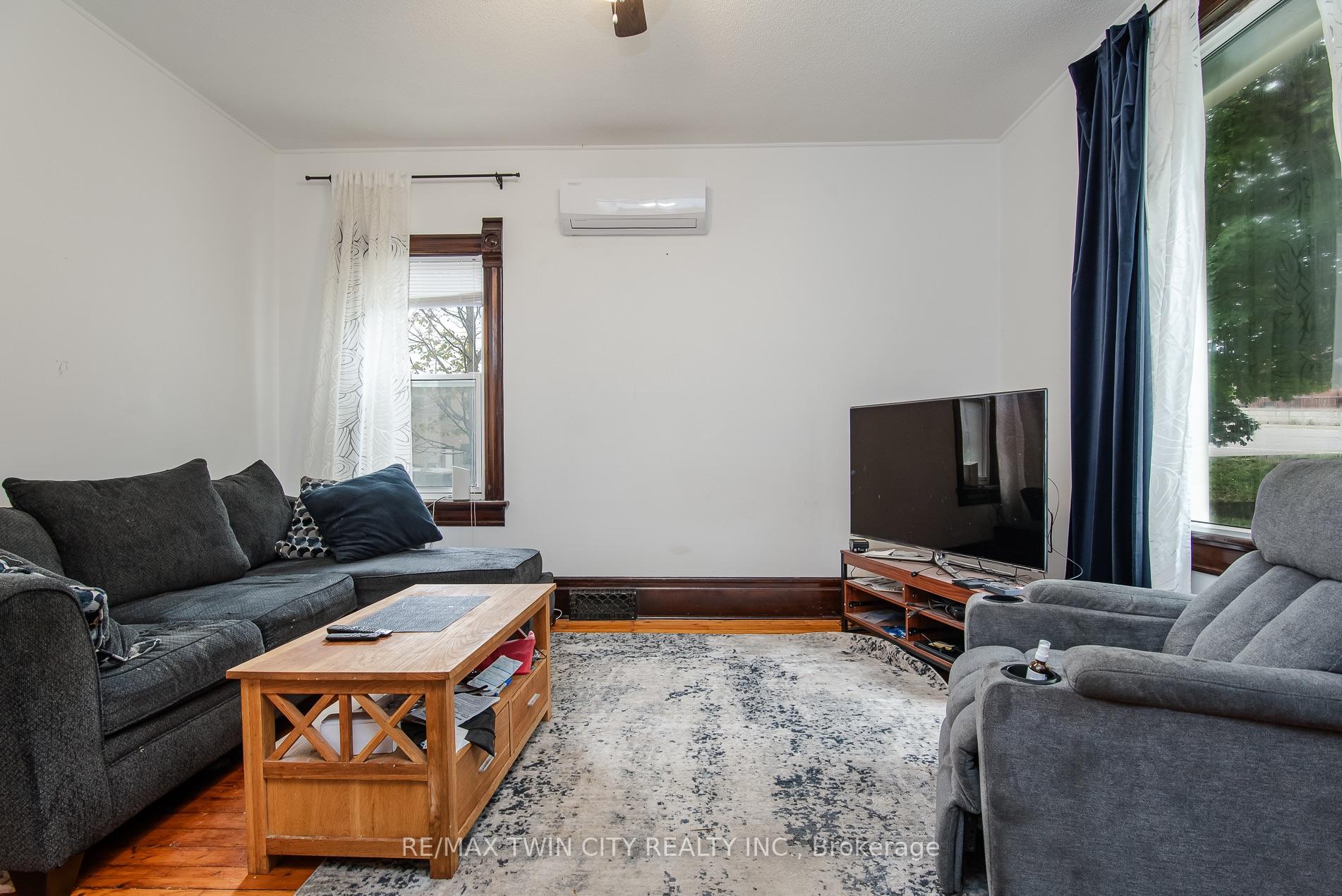 Photo 13 of 94 Margaret Avenue, Kitchener, Mount Hope Huron Park — HOMEH