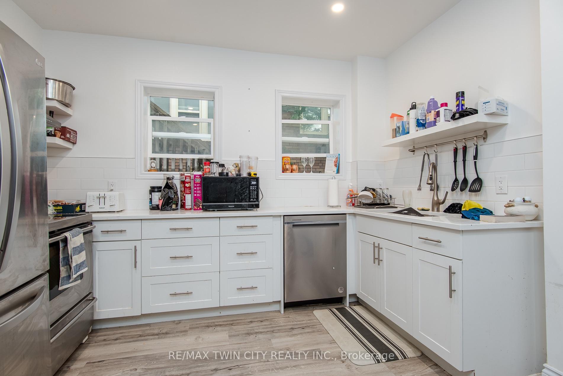Photo 19 of 94 Margaret Avenue, Kitchener, Mount Hope Huron Park — HOMEH
