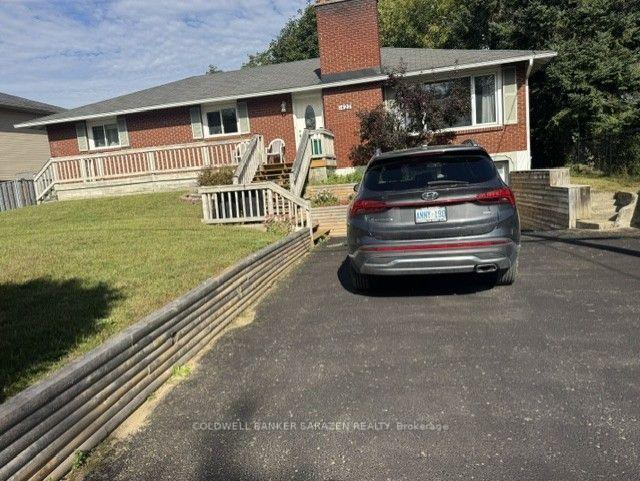 Photo 2 of 1427 Rosebella Avenue, Ottawa, Blossom Park/Kemp Park/Findlay Creek — HOMEH