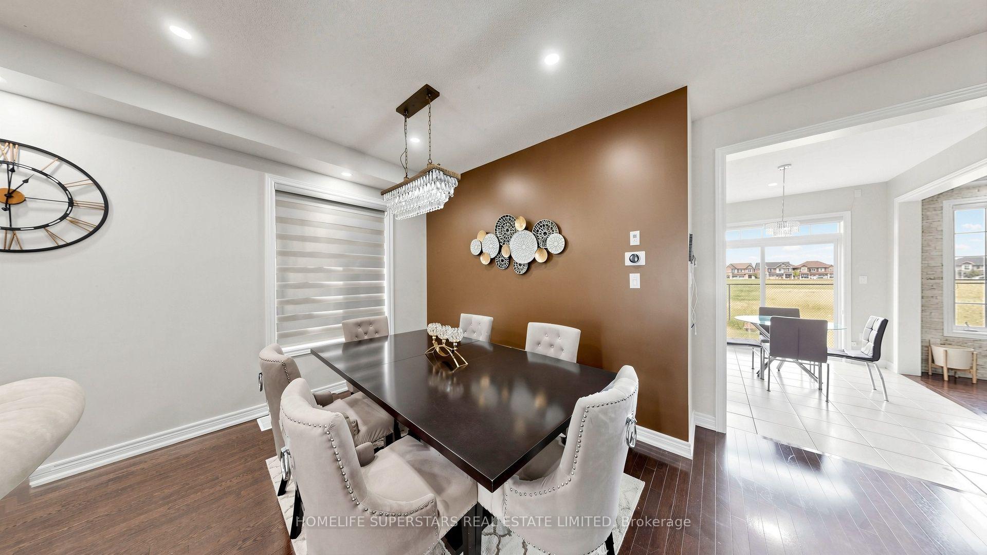 Photo 7 of 18 Oconnor Crescent, Brampton, Northwest Brampton — HOMEH