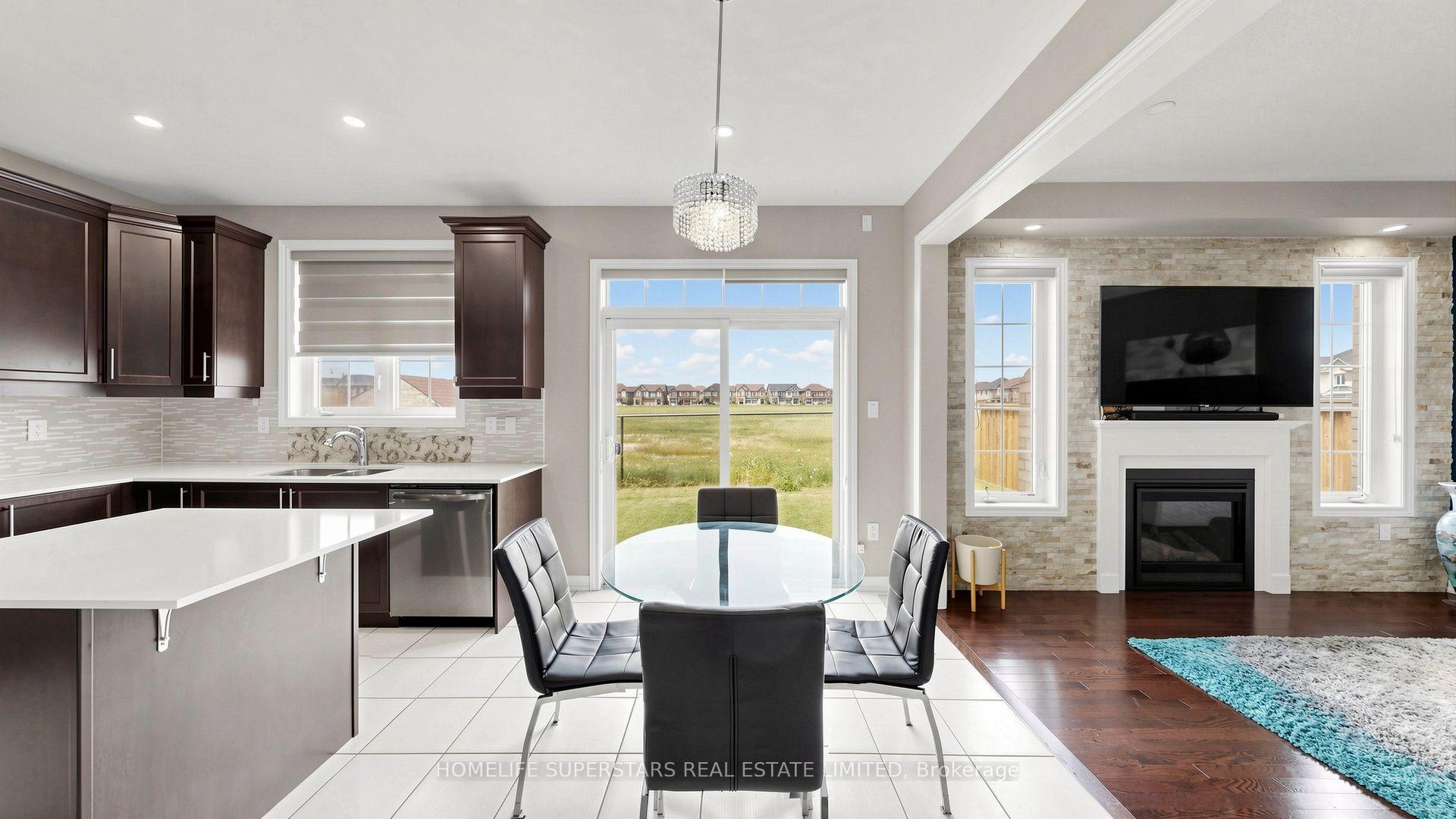 Photo 15 of 18 Oconnor Crescent, Brampton, Northwest Brampton — HOMEH