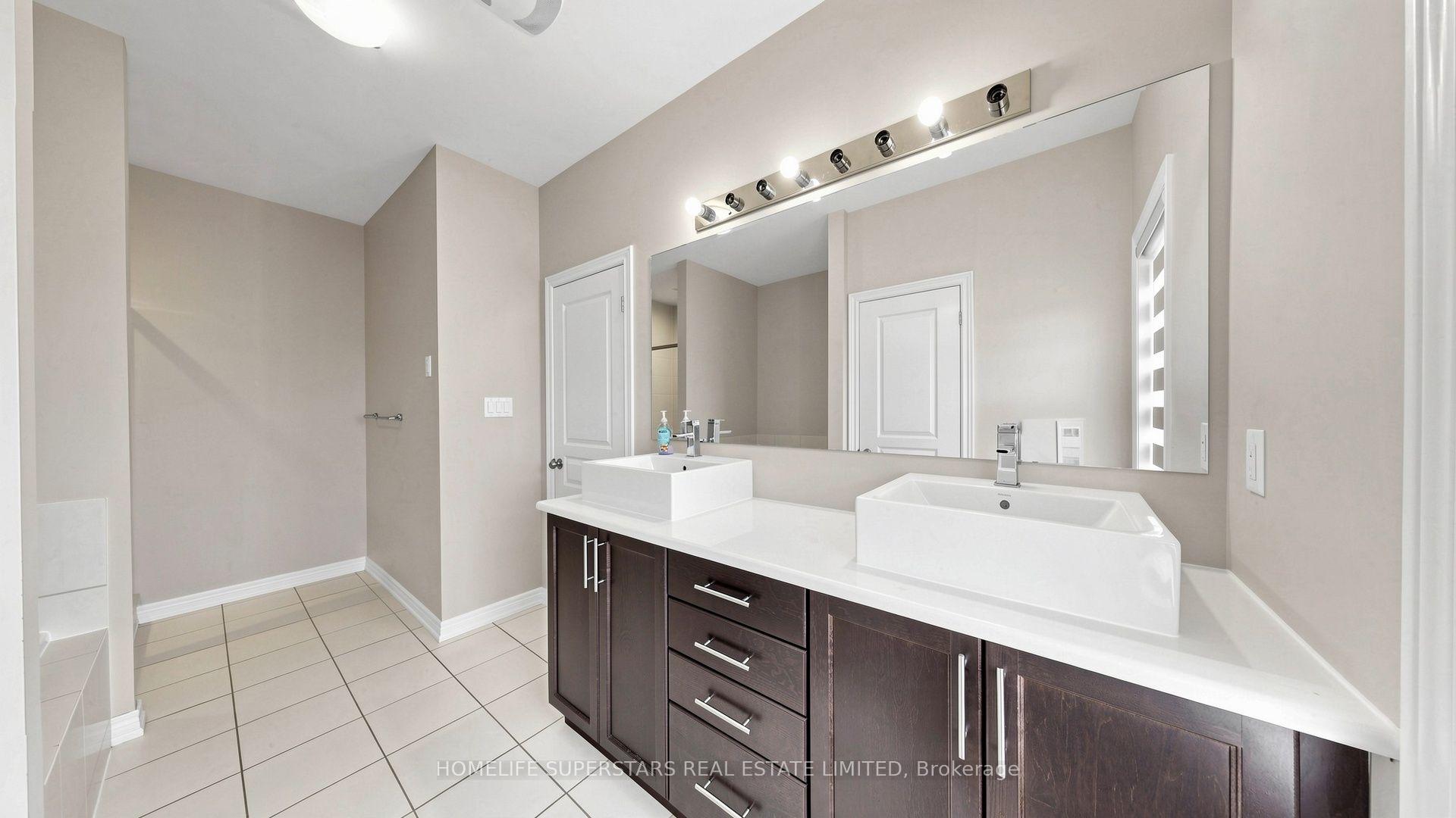 Photo 25 of 18 Oconnor Crescent, Brampton, Northwest Brampton — HOMEH