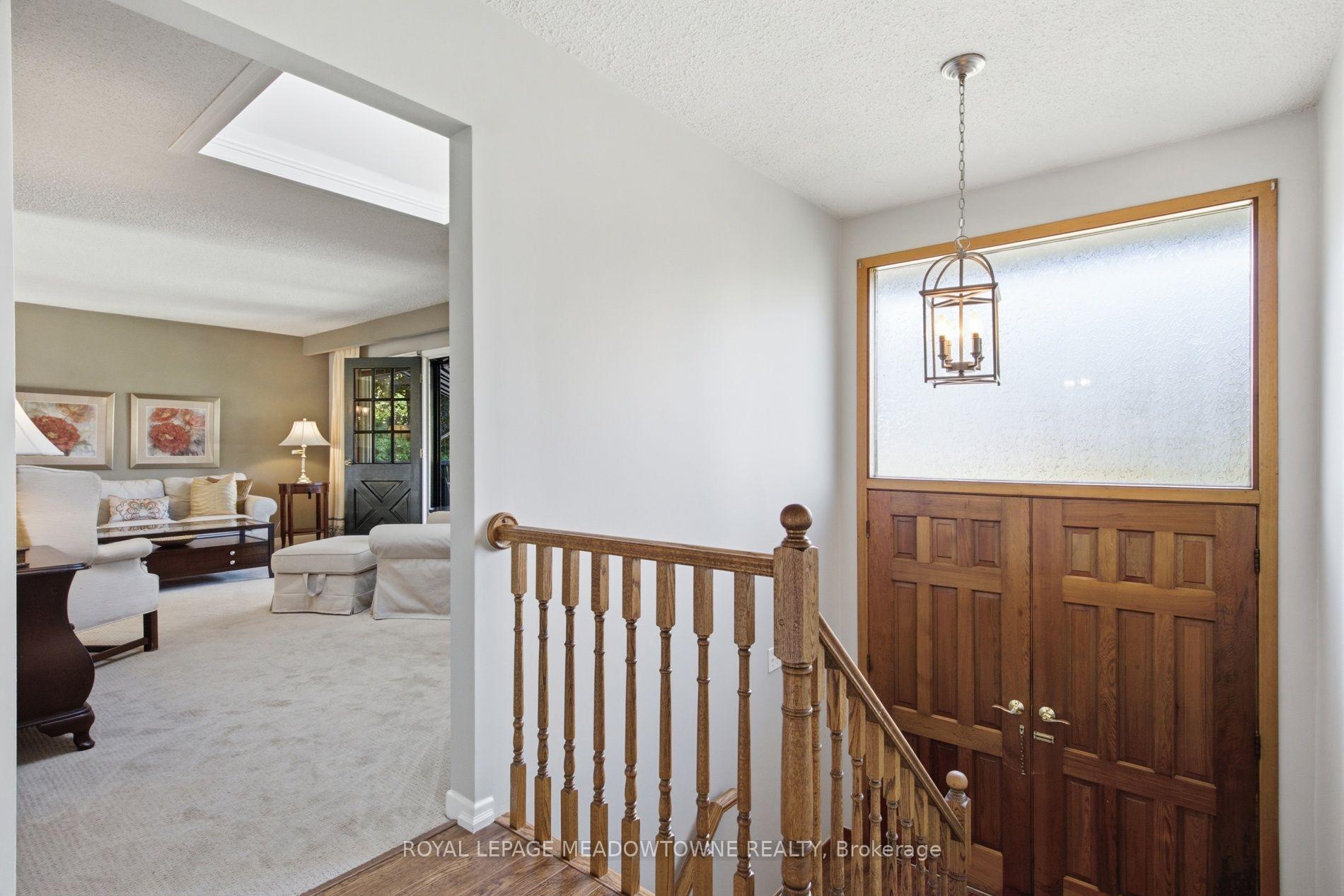 Photo 8 of 273 Maple Avenue, Halton Hills, Georgetown — HOMEH