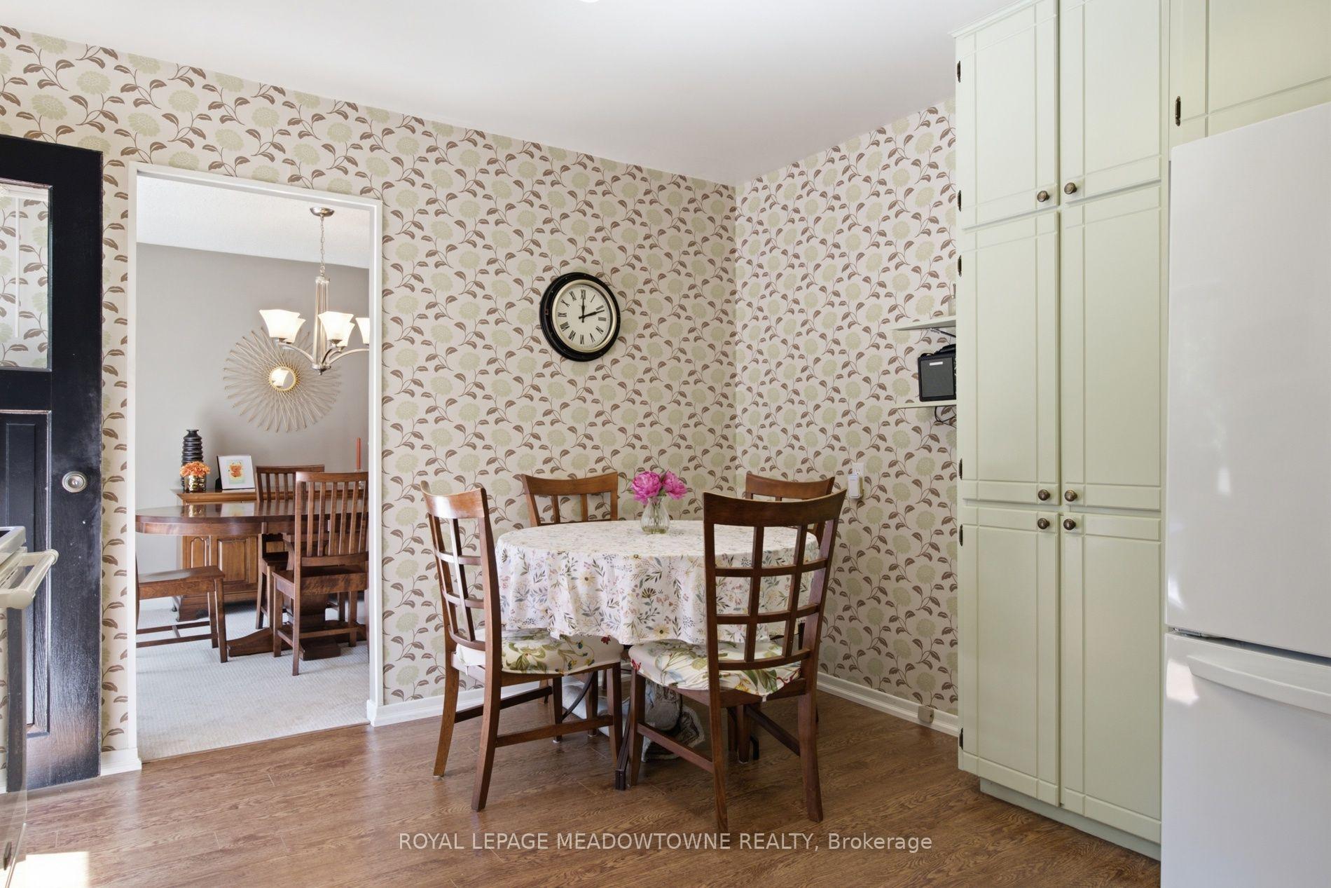 Photo 23 of 273 Maple Avenue, Halton Hills, Georgetown — HOMEH