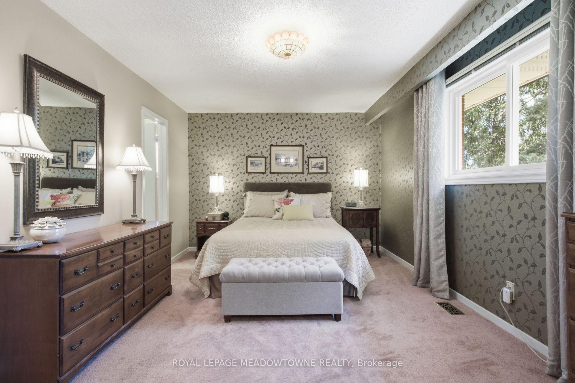 Photo 31 of 273 Maple Avenue, Halton Hills, Georgetown — HOMEH