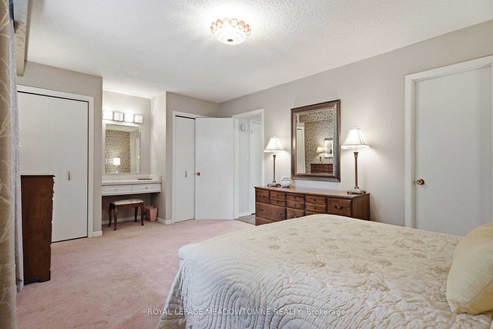 Photo 32 of 273 Maple Avenue, Halton Hills, Georgetown — HOMEH