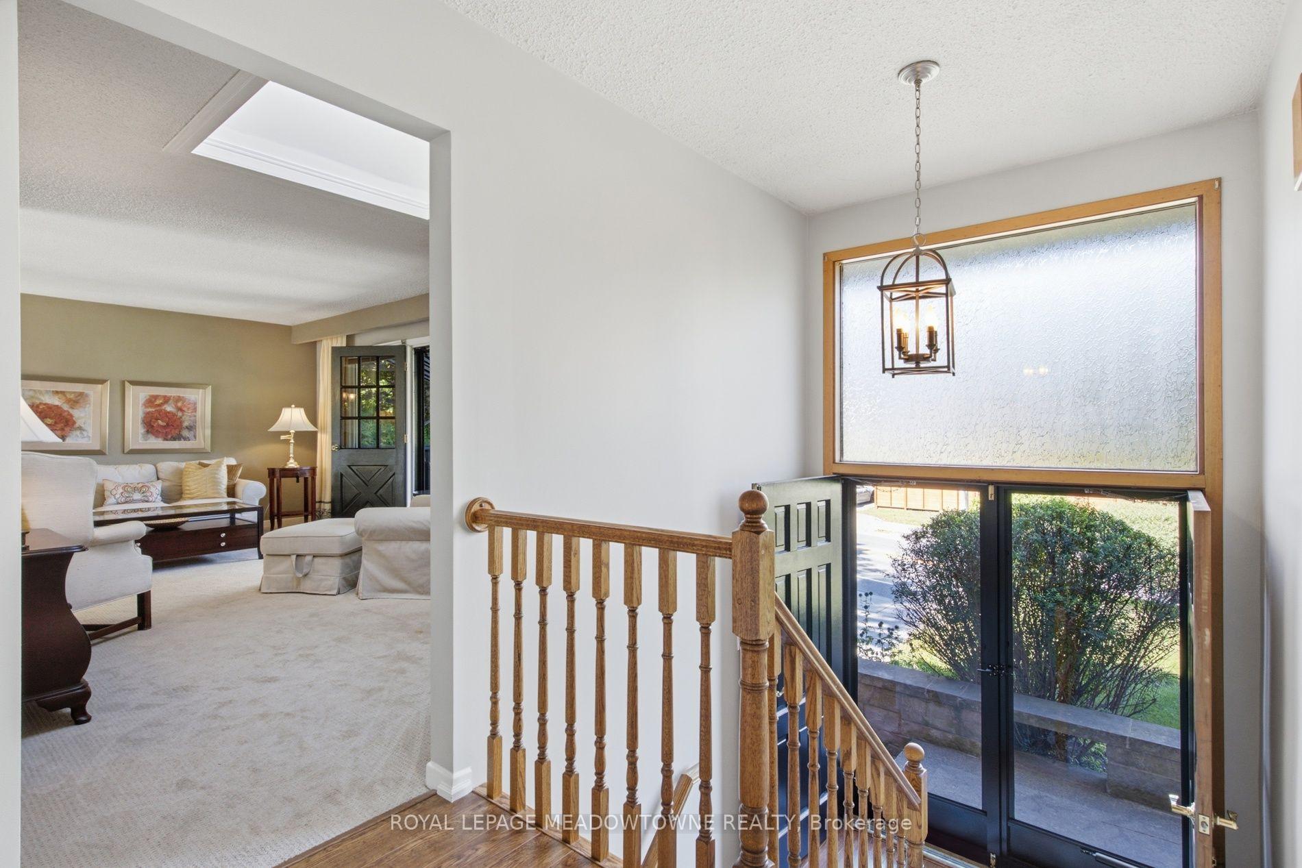 Photo 6 of 273 Maple Avenue, Halton Hills, Georgetown — HOMEH