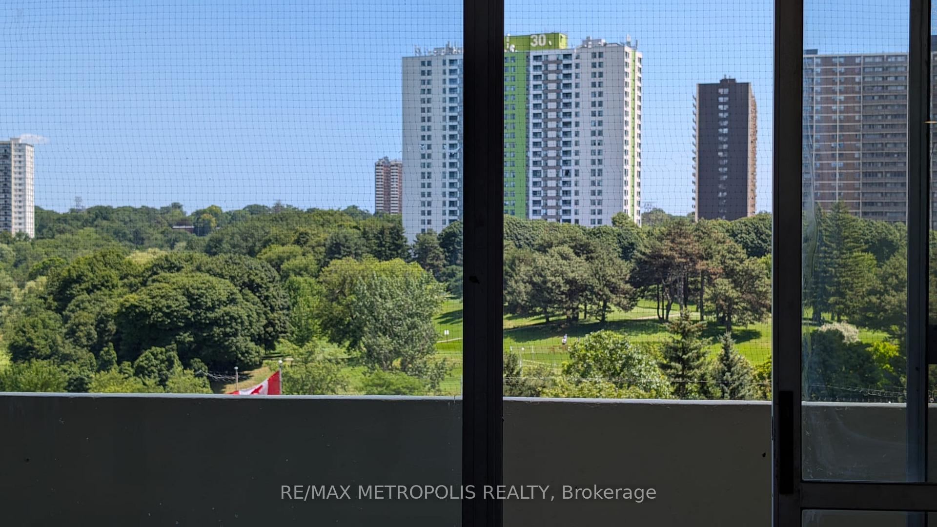 Photo 2 of Unit #607, 5 Massey Square, Toronto, Crescent Town — HOMEH