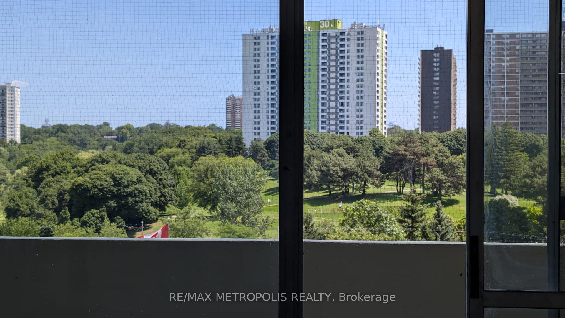 Photo 3 of Unit #607, 5 Massey Square, Toronto, Crescent Town — HOMEH