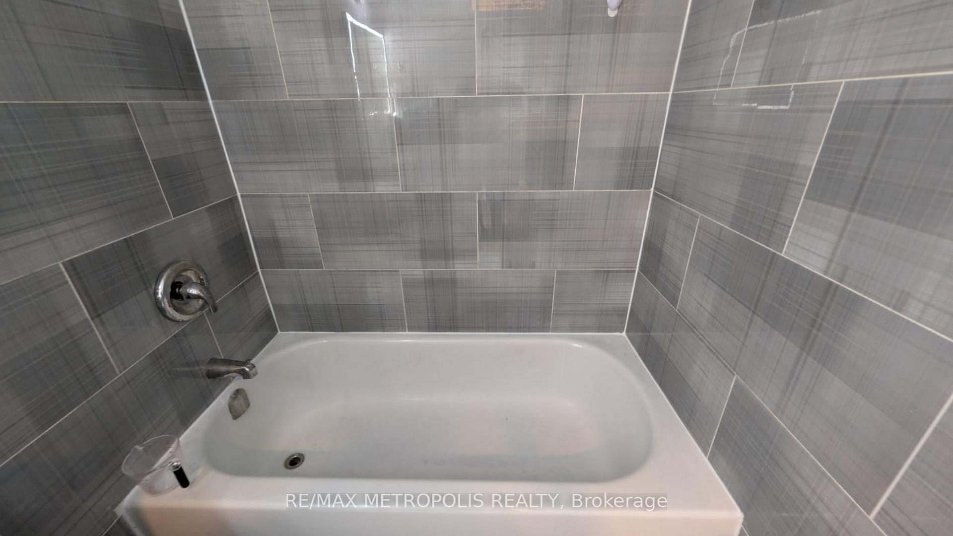 Photo 18 of Unit #607, 5 Massey Square, Toronto, Crescent Town — HOMEH