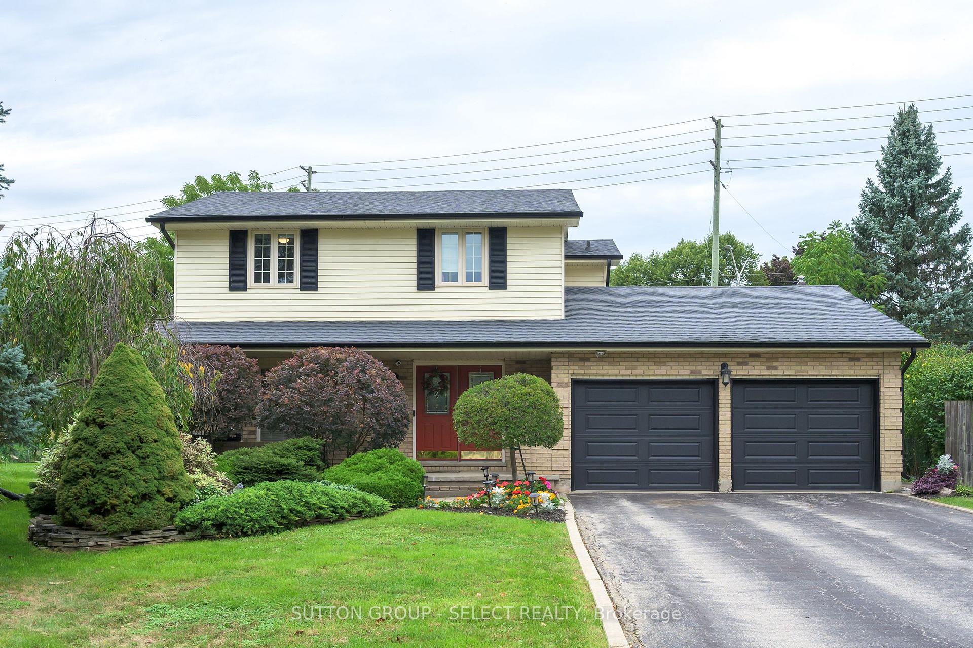 Photo of 384 Eastcastle Place