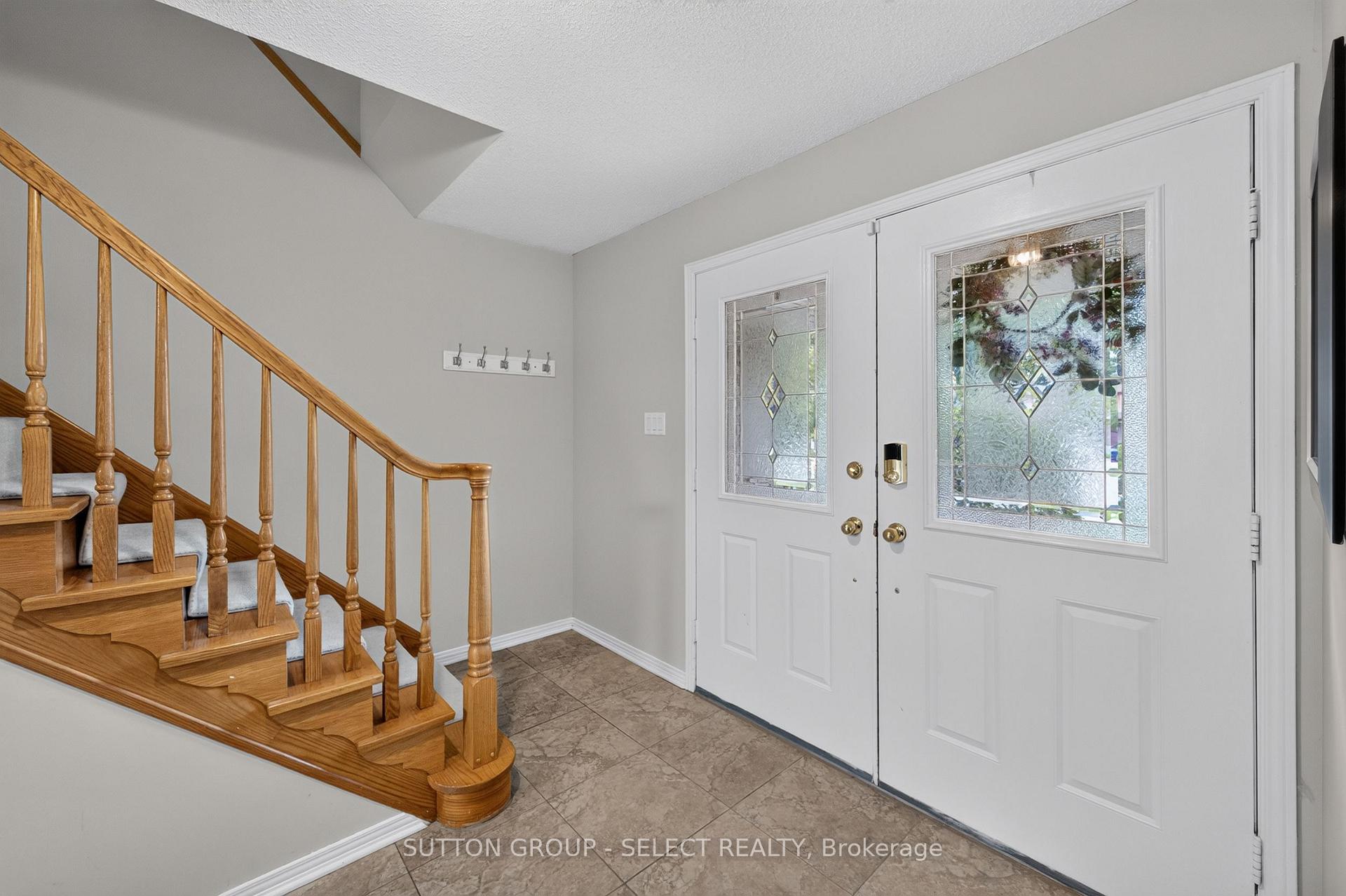 Photo 16 of 384 Eastcastle Place, London, North K — HOMEH