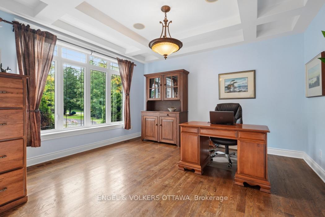 Photo 4 of 6043 Knights Drive, Ottawa, Manotick East to Manotick Station — HOMEH