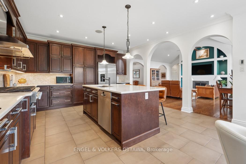 Photo 11 of 6043 Knights Drive, Ottawa, Manotick East to Manotick Station — HOMEH