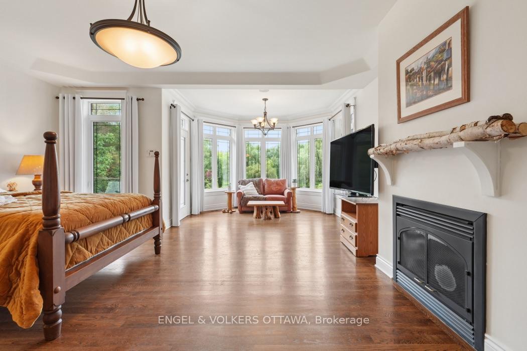 Photo 15 of 6043 Knights Drive, Ottawa, Manotick East to Manotick Station — HOMEH