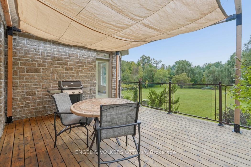 Photo 24 of 6043 Knights Drive, Ottawa, Manotick East to Manotick Station — HOMEH