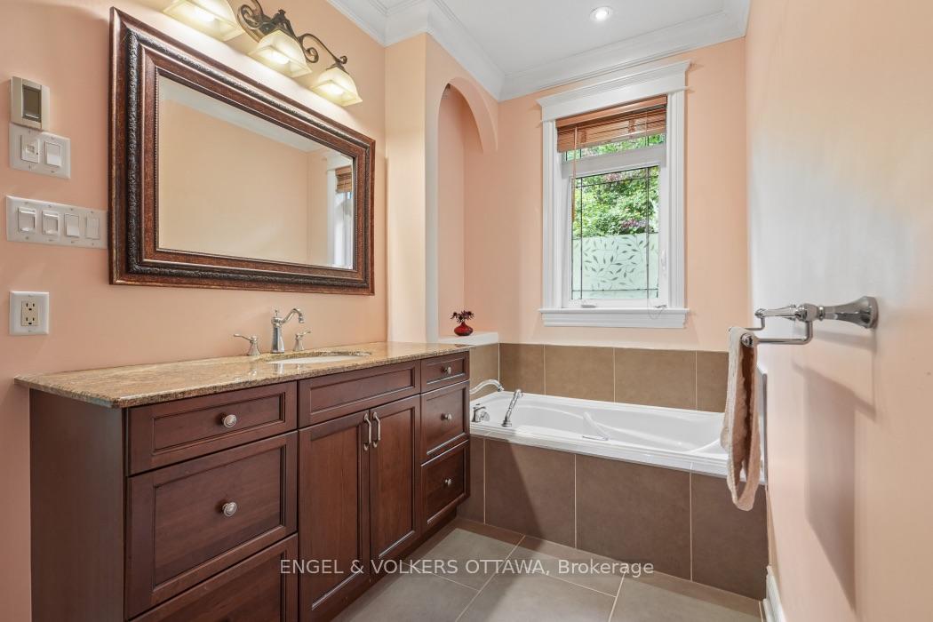 Photo 29 of 6043 Knights Drive, Ottawa, Manotick East to Manotick Station — HOMEH