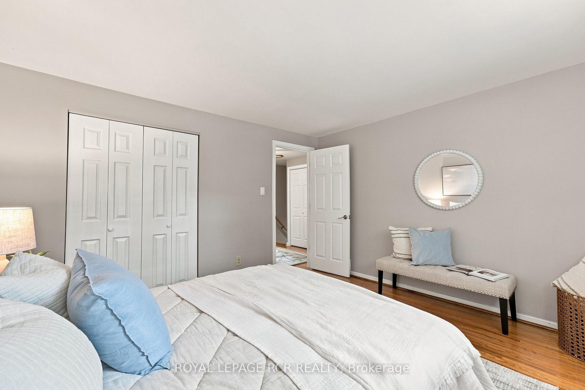 Photo 25 of 101 Hill Drive, Aurora, Aurora Heights — HOMEH