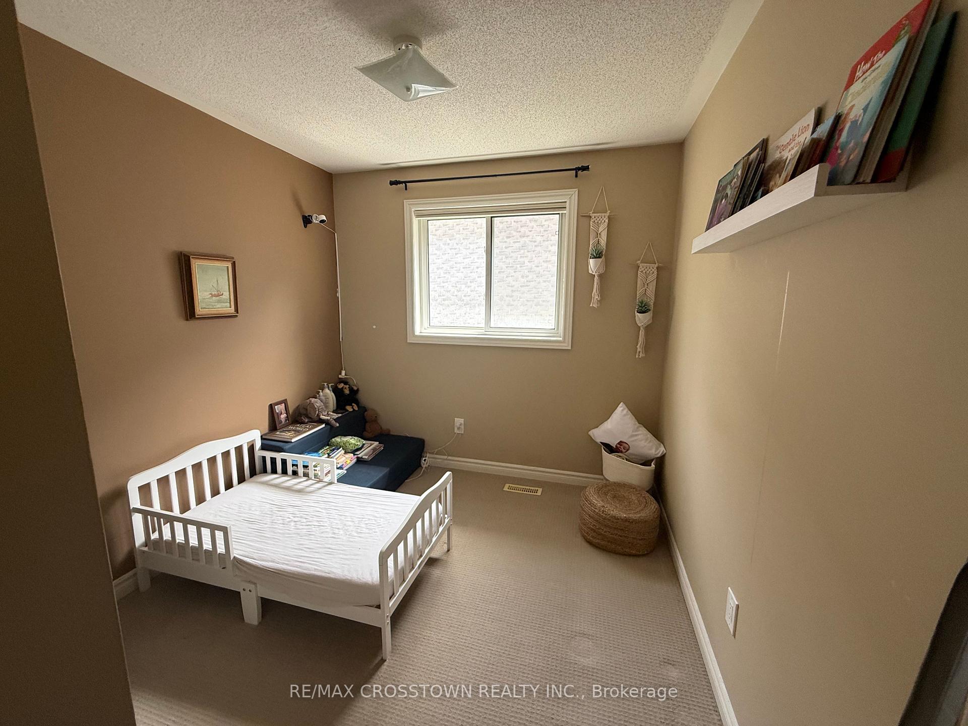 Photo 9 of Unit Upper, 22 Eaglestone Lane, Barrie, Ardagh — HOMEH