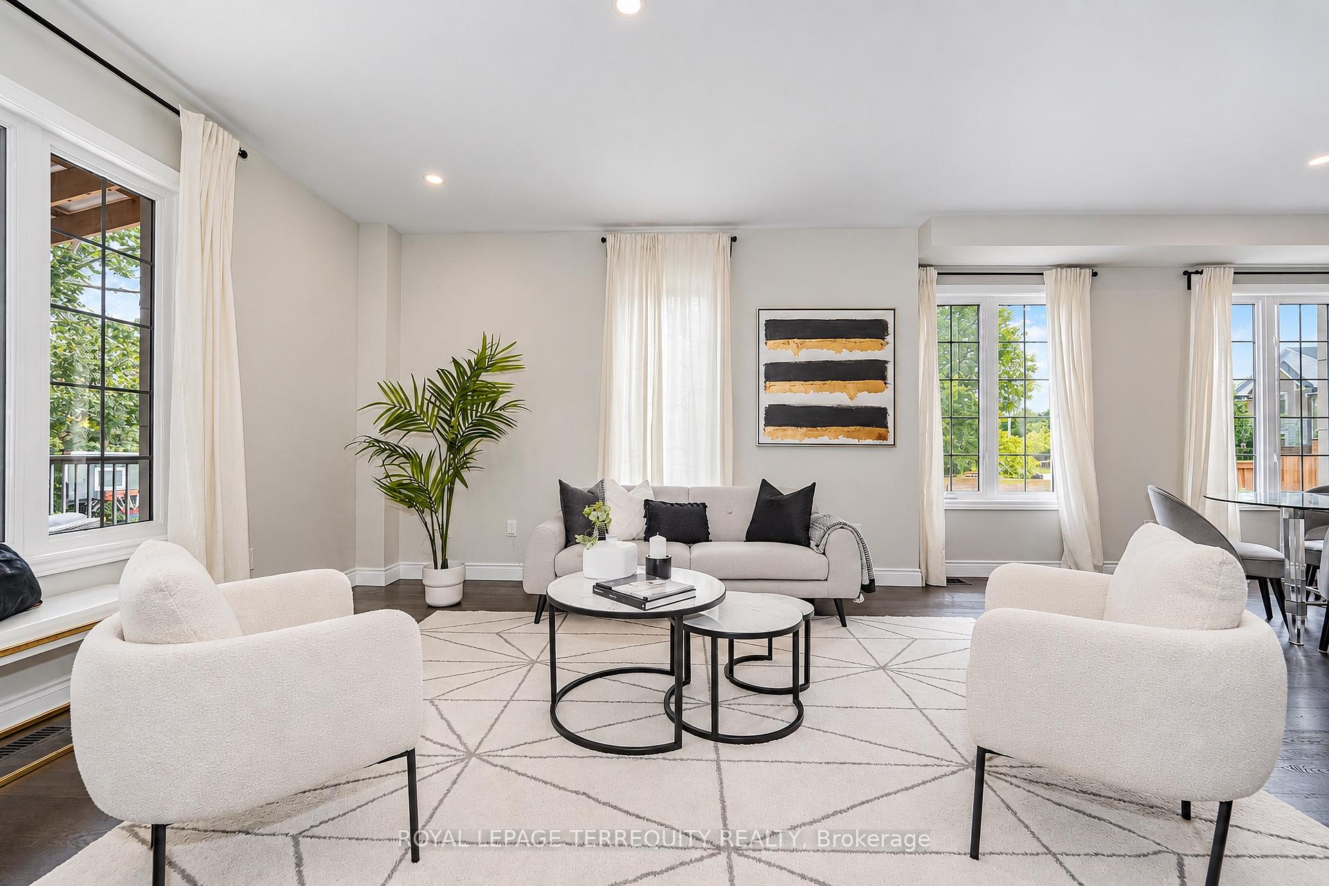 Photo 15 of 2162 Dawson Crescent, Innisfil, Alcona — HOMEH