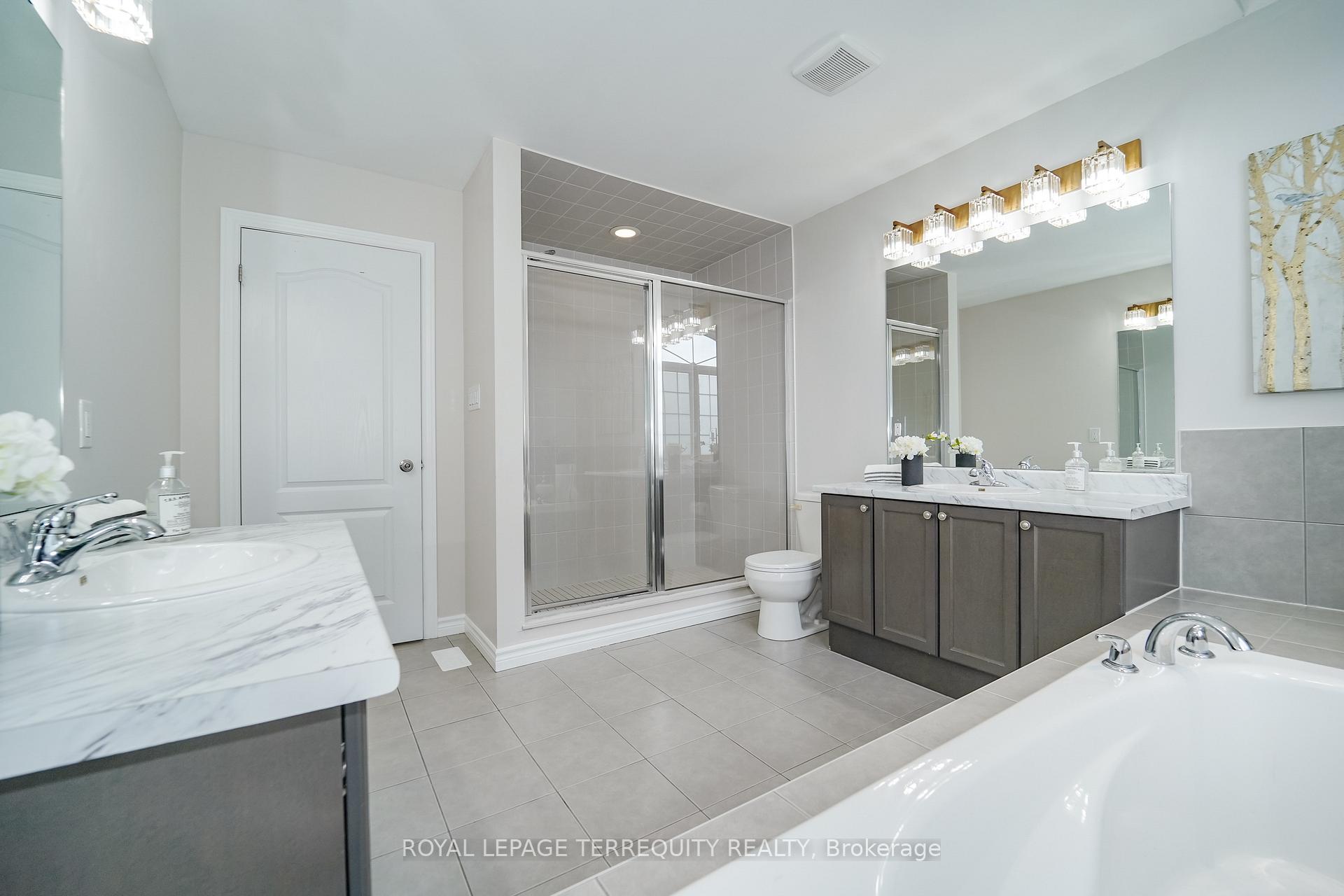 Photo 20 of 2162 Dawson Crescent, Innisfil, Alcona — HOMEH