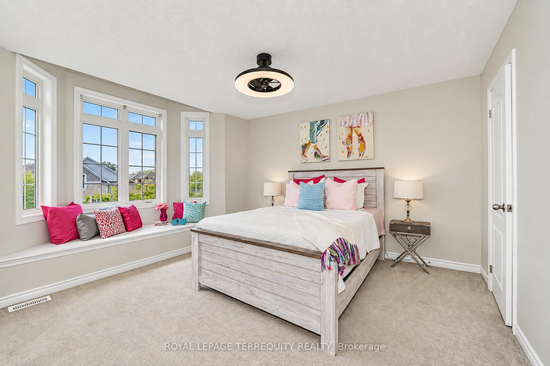 Photo 21 of 2162 Dawson Crescent, Innisfil, Alcona — HOMEH