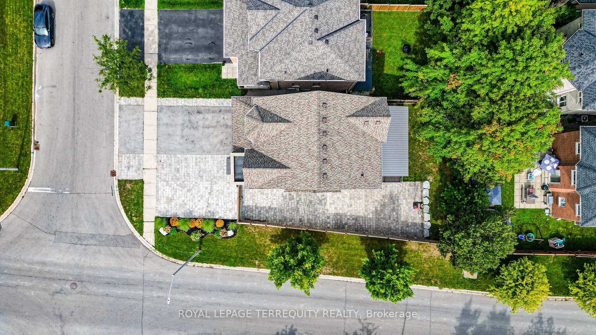 Photo 40 of 2162 Dawson Crescent, Innisfil, Alcona — HOMEH