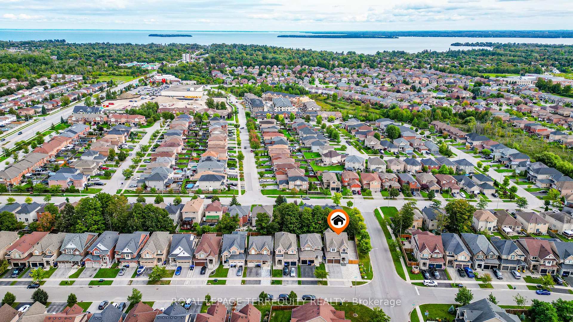 Photo 45 of 2162 Dawson Crescent, Innisfil, Alcona — HOMEH