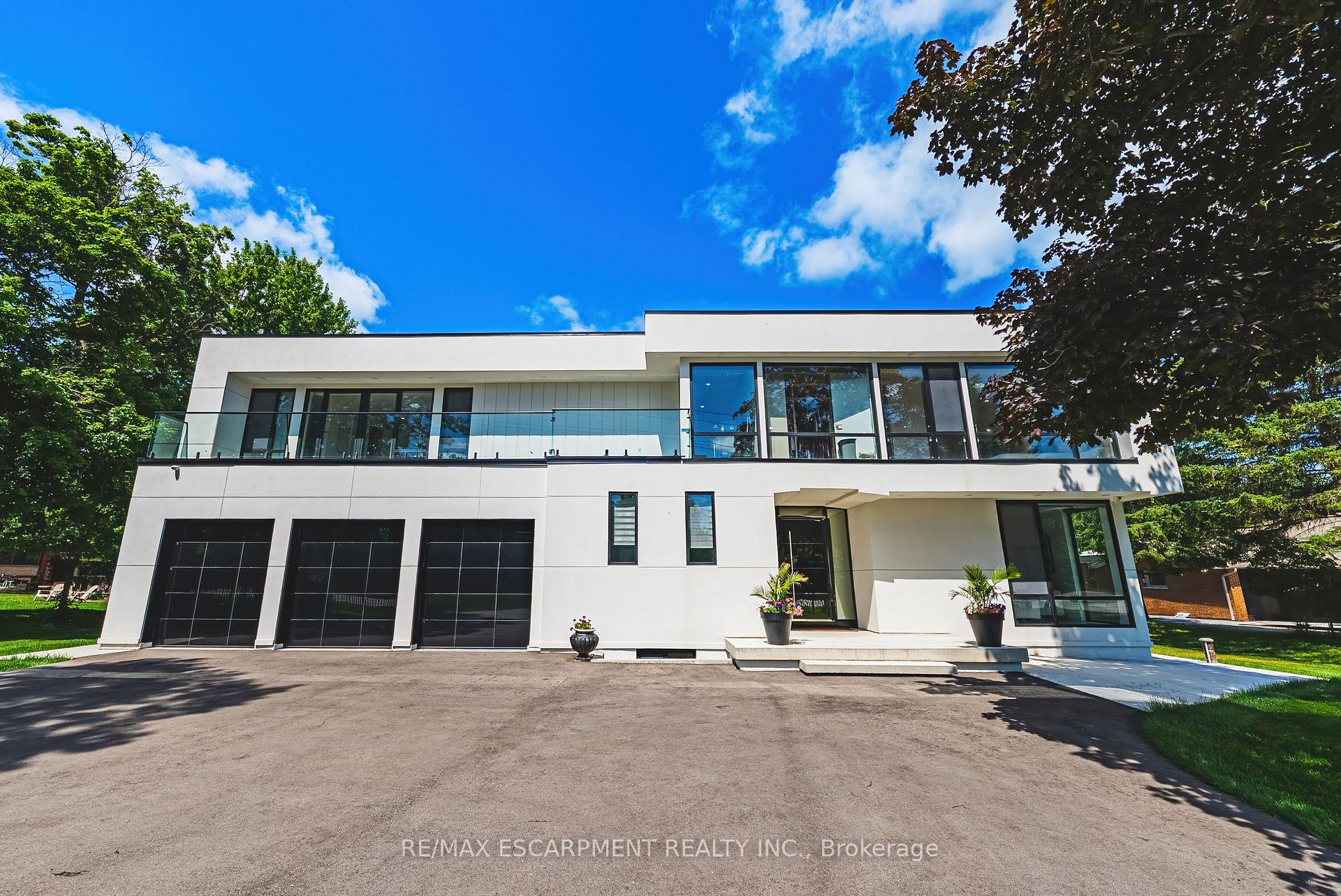 Photo 2 of 4511 Guelph Line, Burlington, Rural Burlington — HOMEH