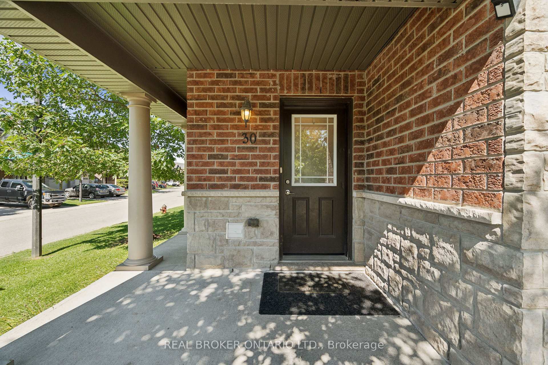 Photo 5 of Unit 30K, 30 Kingsbury Square, Guelph, Pineridge/Westminster Woods — HOMEH