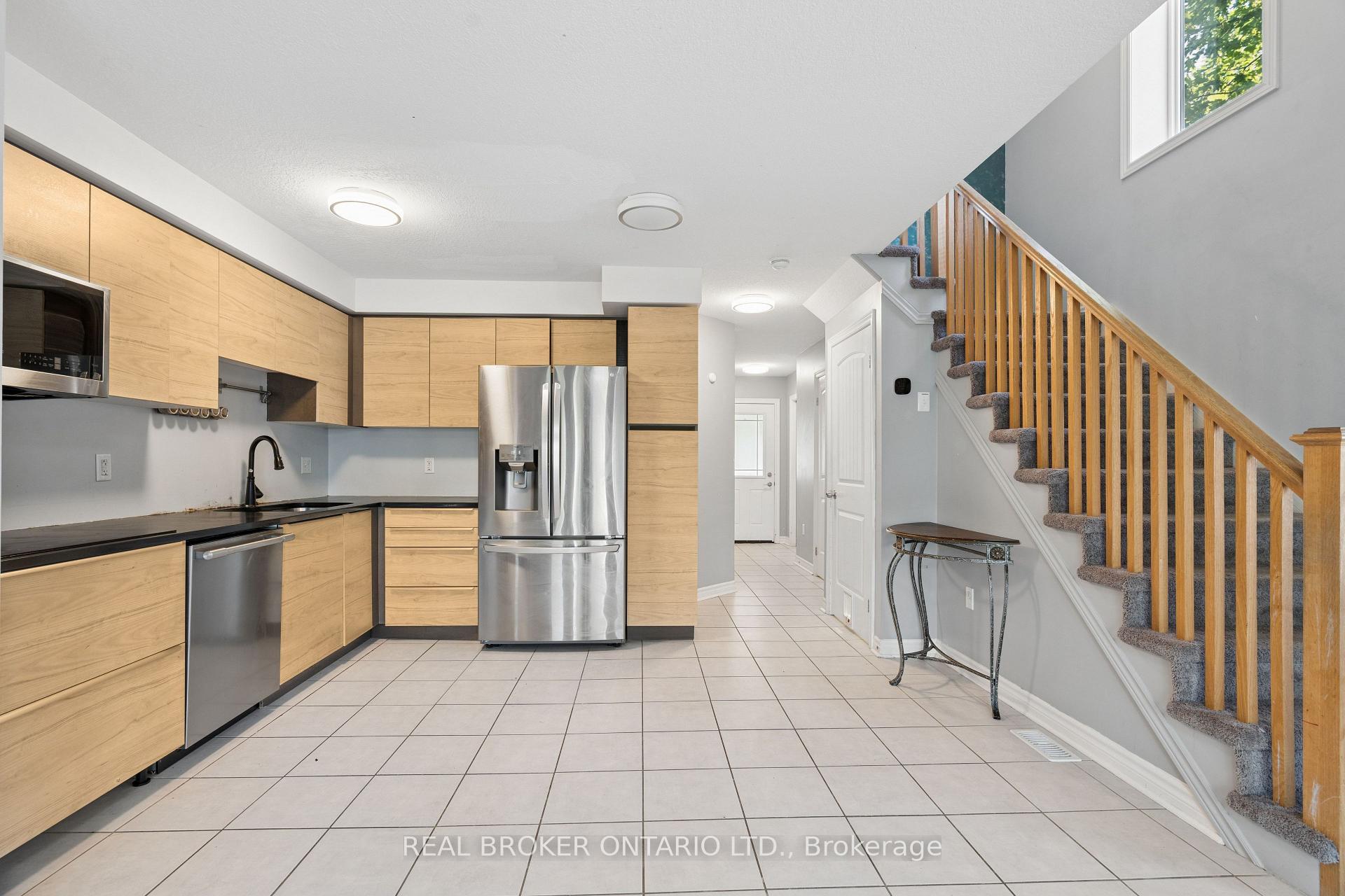 Photo 9 of Unit 30K, 30 Kingsbury Square, Guelph, Pineridge/Westminster Woods — HOMEH