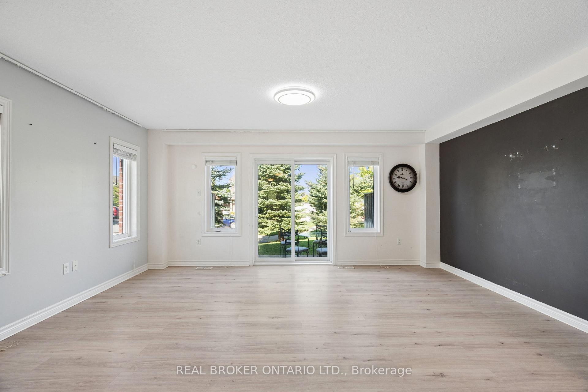 Photo 11 of Unit 30K, 30 Kingsbury Square, Guelph, Pineridge/Westminster Woods — HOMEH