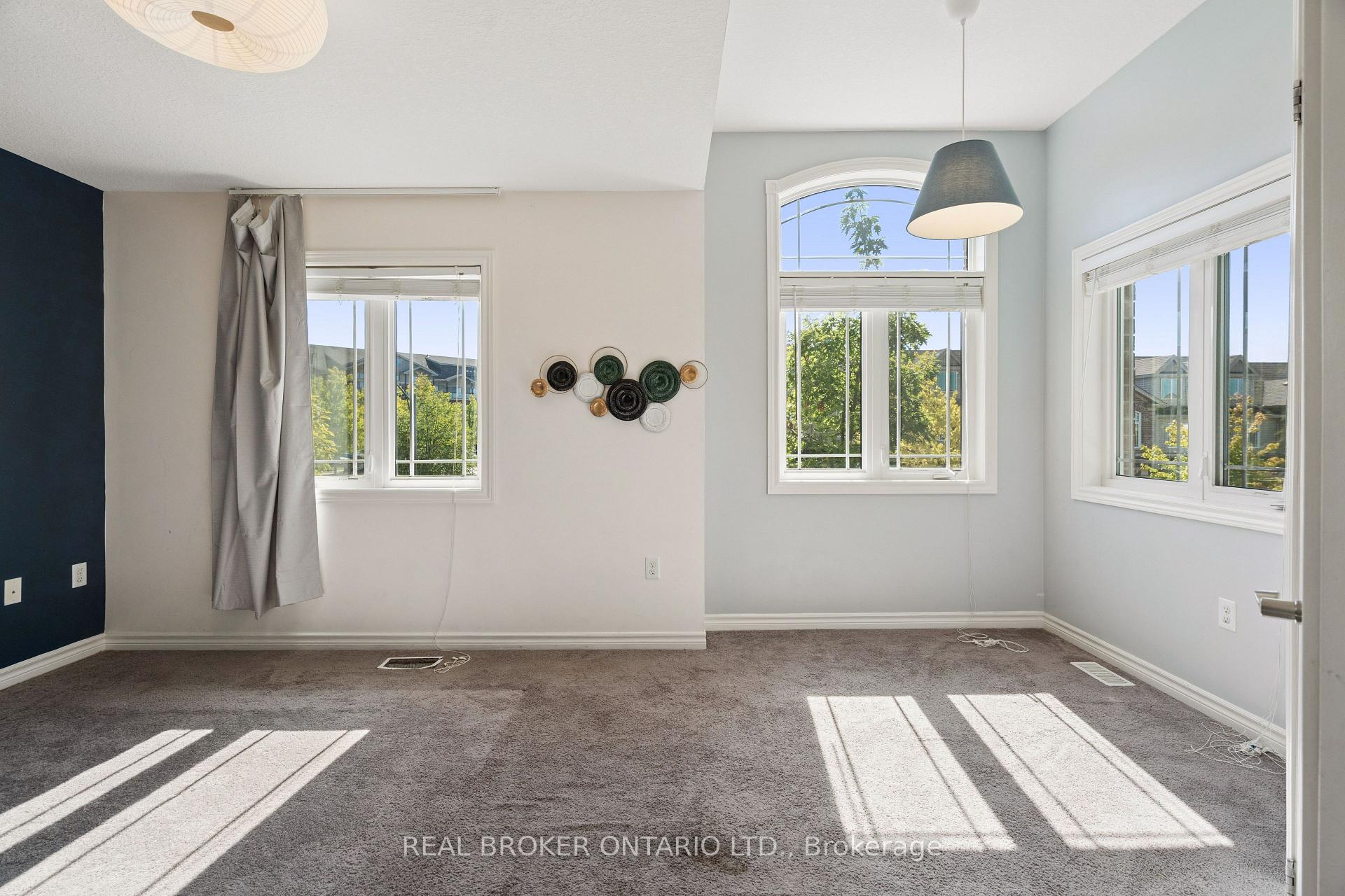 Photo 16 of Unit 30K, 30 Kingsbury Square, Guelph, Pineridge/Westminster Woods — HOMEH
