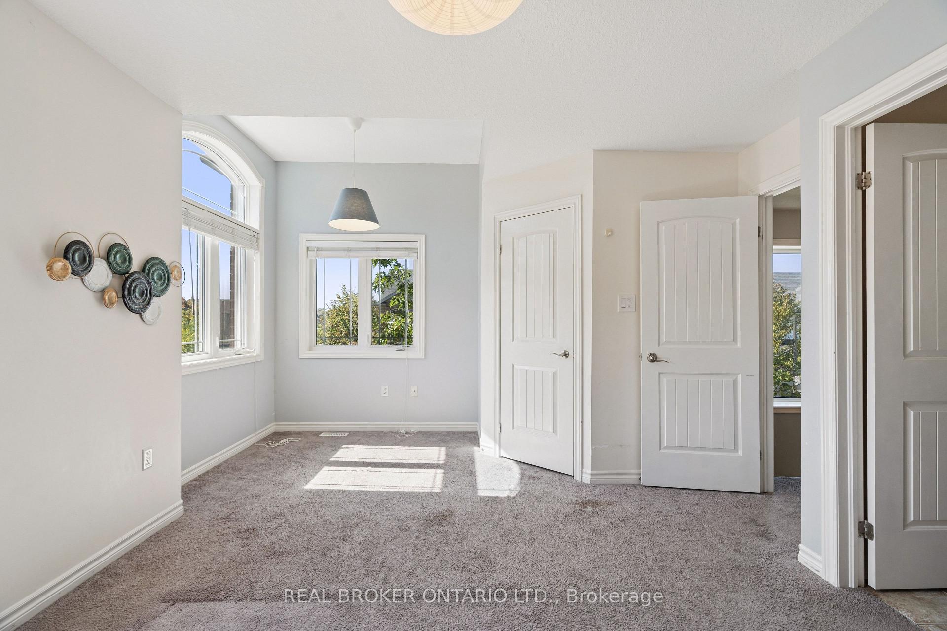 Photo 18 of Unit 30K, 30 Kingsbury Square, Guelph, Pineridge/Westminster Woods — HOMEH