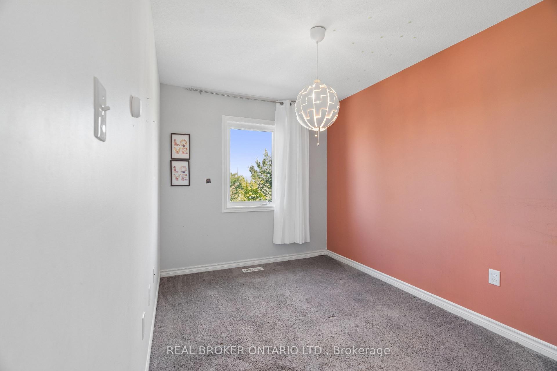 Photo 22 of Unit 30K, 30 Kingsbury Square, Guelph, Pineridge/Westminster Woods — HOMEH
