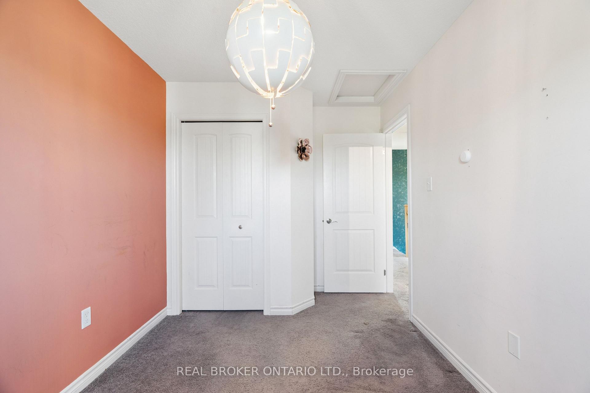 Photo 23 of Unit 30K, 30 Kingsbury Square, Guelph, Pineridge/Westminster Woods — HOMEH