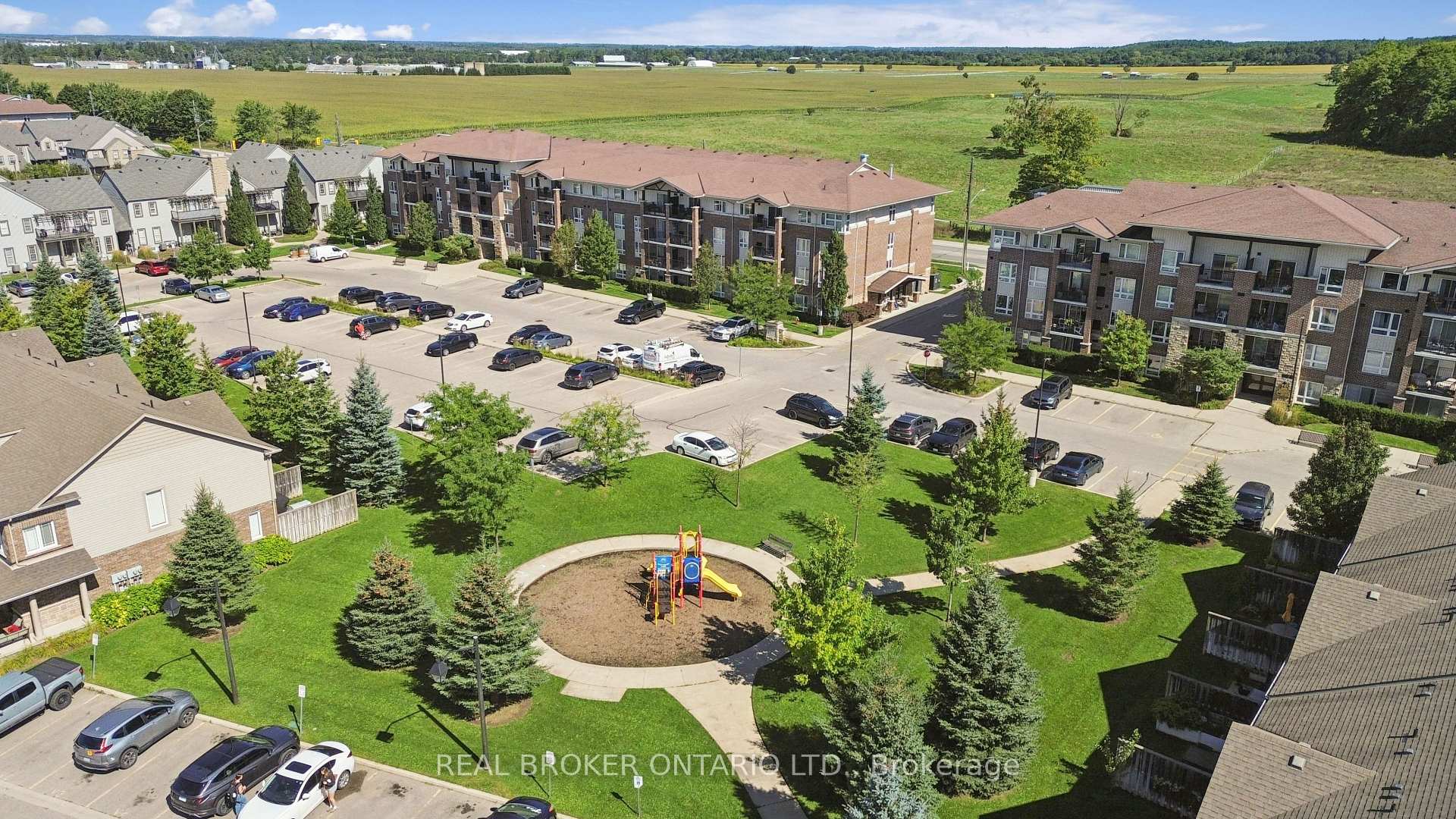 Photo 36 of Unit 30K, 30 Kingsbury Square, Guelph, Pineridge/Westminster Woods — HOMEH