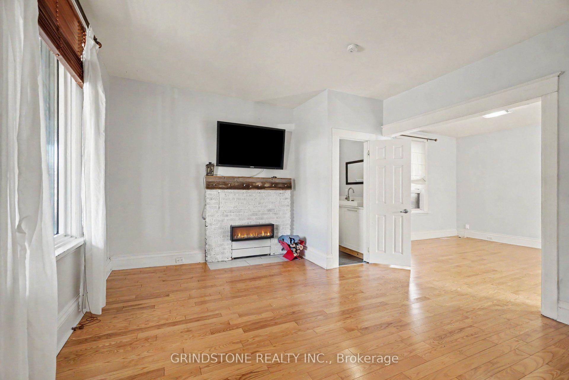 Photo 5 of 463 Parkdale Avenue, Ottawa, Hintonburg — HOMEH